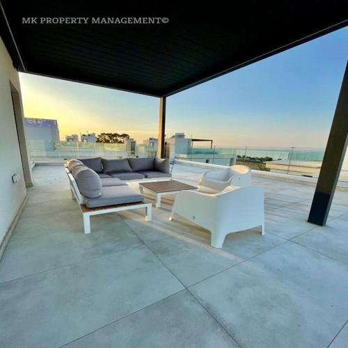 Villa - Beach Front image 10