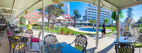 Flamingo Beach Hotel – Sunny Beach, WY
