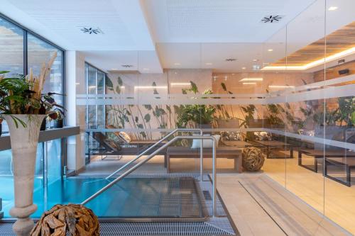 Mountain Hotel Luis - image 14