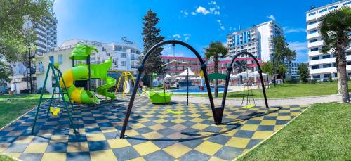 Дитячий майданчик, Flamingo Beach Hotel in Несебир