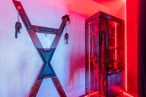 Jacuzzi - Love - BDSM - Extra Luxury - EV chargger - Valentine's Day - Red Room - Flexible SelfCheckIns 28, Záhřeb (fotografie 5)