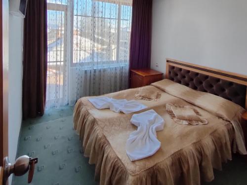 Guest Rooms Grachenovi 4