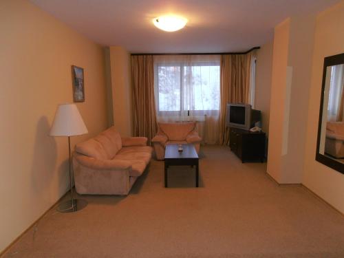 Royal House Apartments TMF - image 12