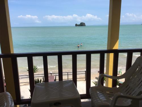 Balcony/terrace, Ma Lay Resort in Don Sak