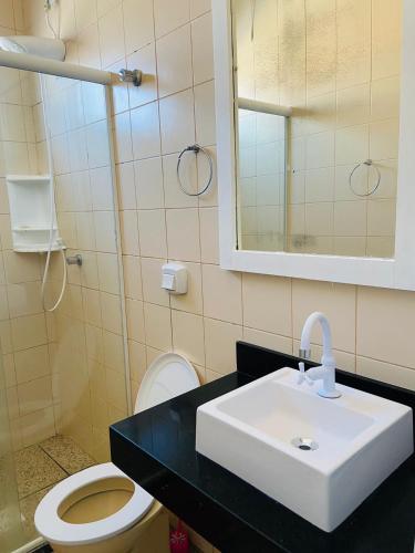 浴室, ILha Bela Apart Hotel in 卡納維埃拉斯