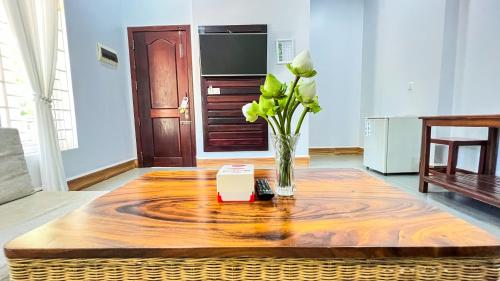 Two-Bedroom Villa image 8