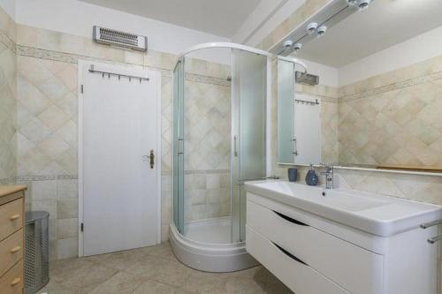 Penthouse Lorena - image 7