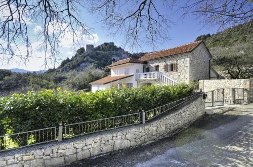 Apartment Borovac - Chambre d'hôtes - Vrgorac