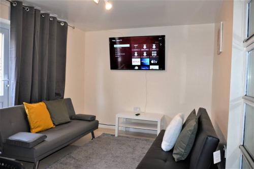 London 4 Bedroom House, London