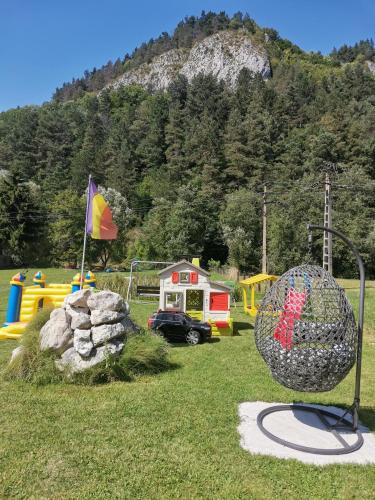 景观, Guest House Piatra Craiului in 布兰