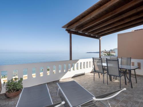 Porto Kalyves - image 6