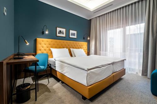 2 twin beds