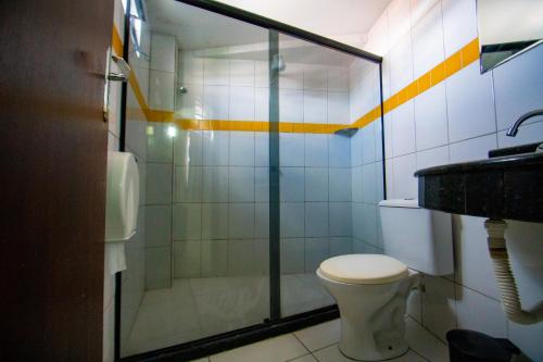 Hotel Piramide Rodoviaria - 샤워실