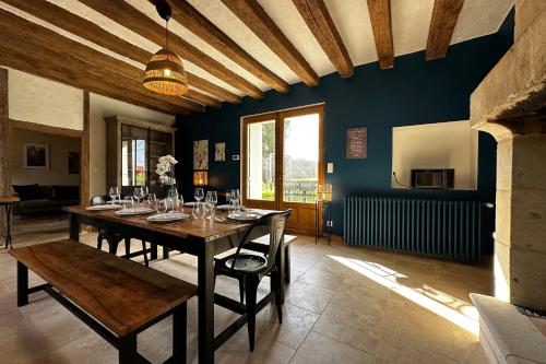 Independent farmhouse in the park of the Château du Gué du Roi