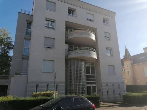 L'ile d'Olive, appartement entier 2 a 4 personnes terrasse 25 m2 Besancon, proche CV, Micropolis et  in 馬扎格朗