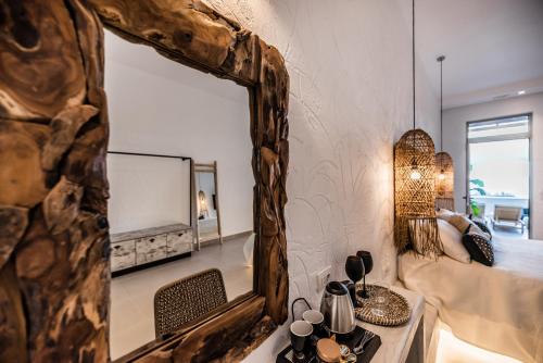 Delfini Beach Hotel & Suites Delfini Beach Hotel & Suites