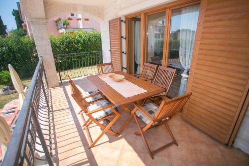 Five-Bedroom Holiday Home image 5