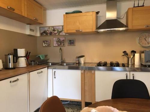 Charmant gîte douillet avec jardin et Wifi à Drevant - FR-1-586-25 (Charmant gite douillet avec jardin et Wifi a Drevant - FR-1-586-25) in Drevant