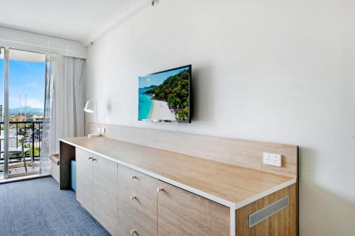 Deluxe Twin Studio in Surfers Paradise