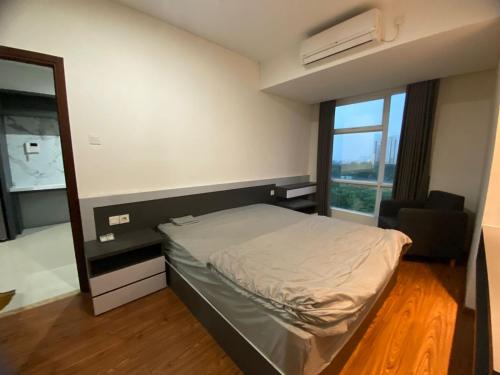 Spacious Apartment at Grand Lagoon Sungkono