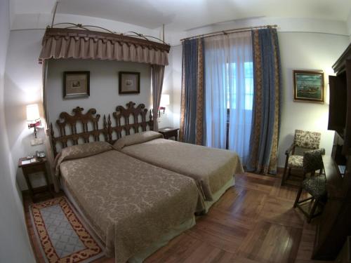 Parador de Santiago - Hostal Reis Catolicos