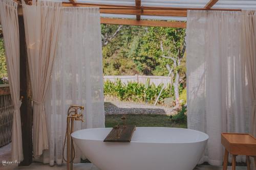 Kiri Vari Boutique Resort - 정원