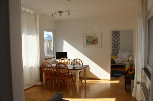 B&B MY PLACE mit Fruhstuckspaket - with Breakfastbox 485m von Frankfurt am Main entfernt