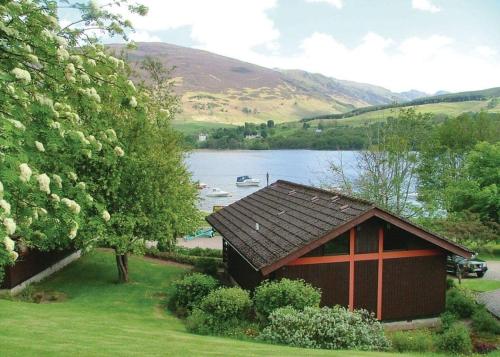 Lochearnhead Loch Side