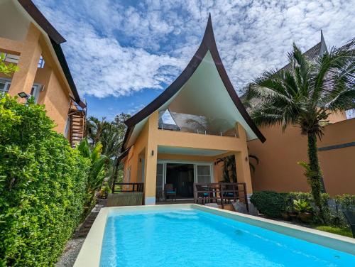 Blue Sky Pool Villa