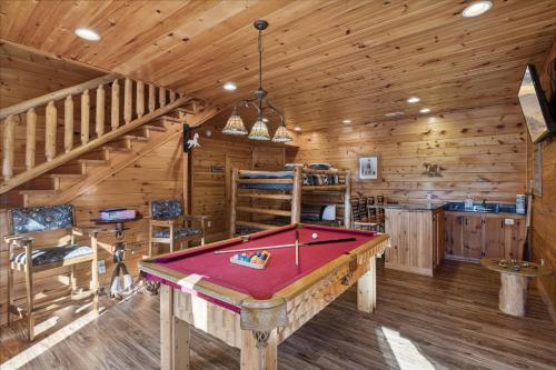 Three-Bedroom House image 10