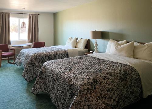 The Trail Inn - Sutton, Nebraska - US-6 HWY