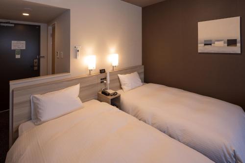 Twin Room - Non-Smoking