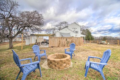 Sunny Front Royal Vacation Rental with Hot Tub! in Front Royal (VA)