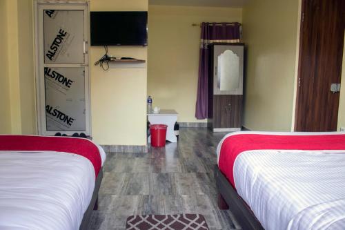 Luxury Triple Room image 1