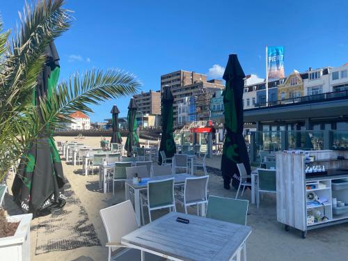 Beachrooms Pier 7 - main image