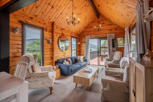 Maison en Noyer - Akaroa Holiday Home