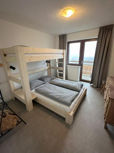 1 queen bed, 3 bunk beds