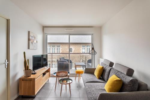 One-Bedroom Apartment image 1