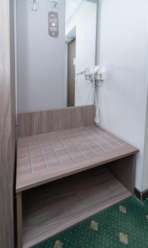 Standard Double Room image 5