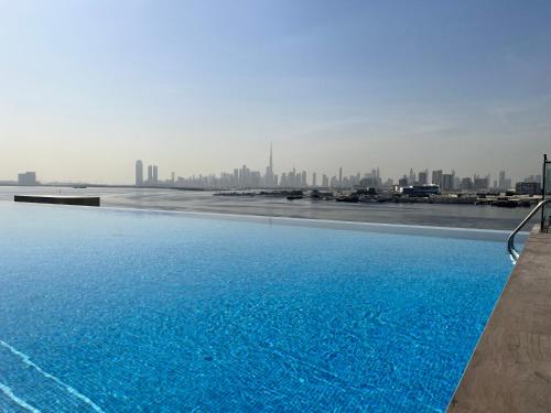 Luxury 1 Bedroom Sea View and Infinity Pool - image 7