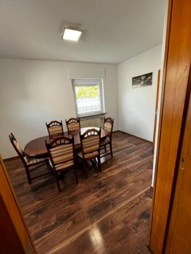 Gästezimmer - Elbert (Gastezimmer - Elbert) in Hosbach