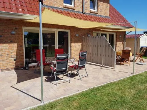 NEU! Ferienhaus Sonnenschein am Badesee in Aurich, Deutschland