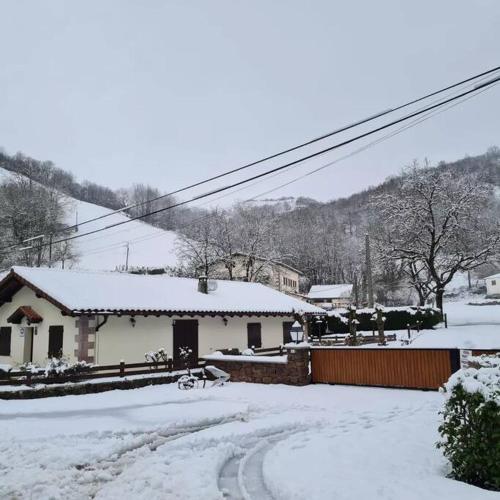 Casa rural altza erreka in Errazu