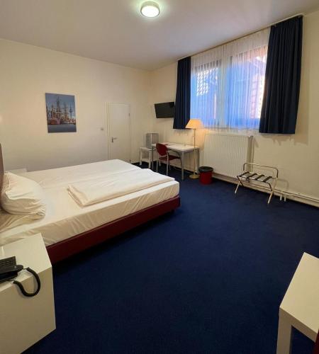 Hotel Columbus - image 4