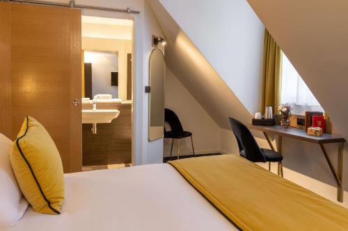 hotel photo