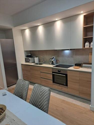 Belgrade MarijaN Belgrade Waterfront 5-Star Single Room restaurant