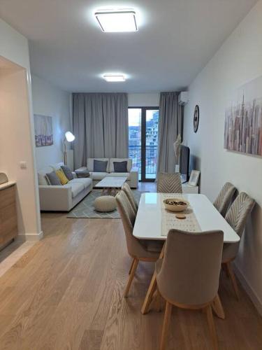 Belgrade MarijaN Belgrade Waterfront 5-Star Single Room lobby