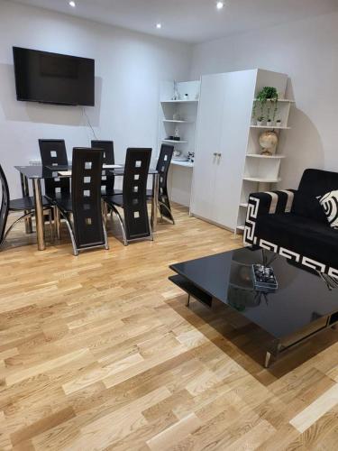 Duplex Apartment in Kensington Olympia