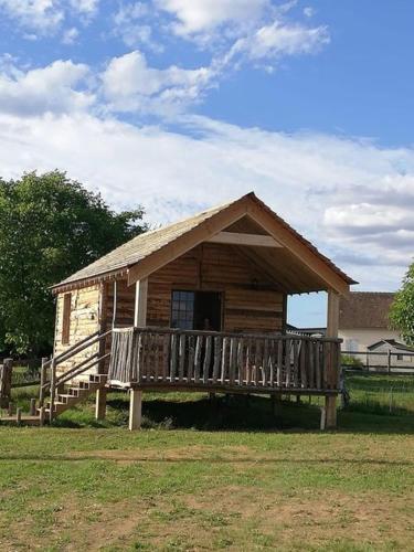 LA CABANE DE JABI in Tremont