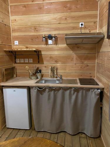 LA CABANE DE JABI in Tremont